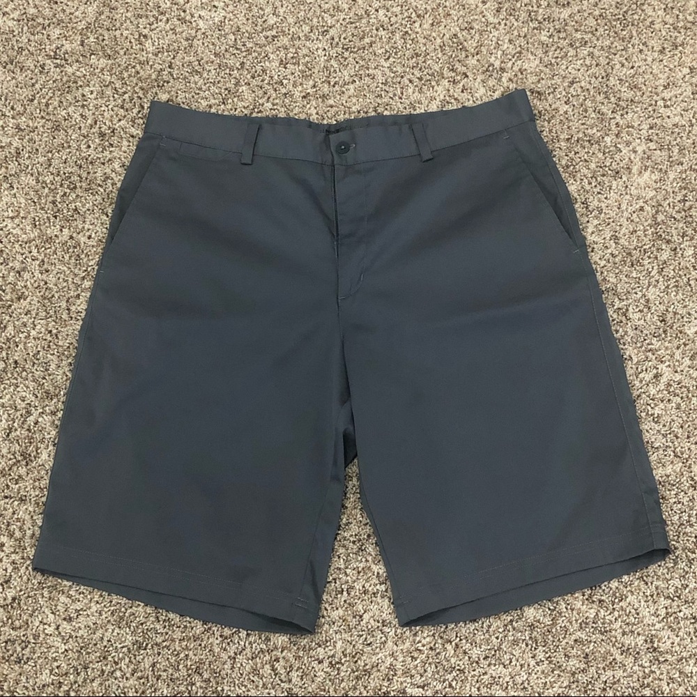 Nike Dri-Fit Golf Shorts 34 waist